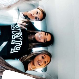 Meet your Posher, Isabel